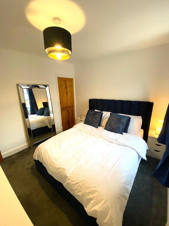 Medway Getaway - 3 Bed Home With Luxury Bathroom تشاتام المظهر الخارجي الصورة